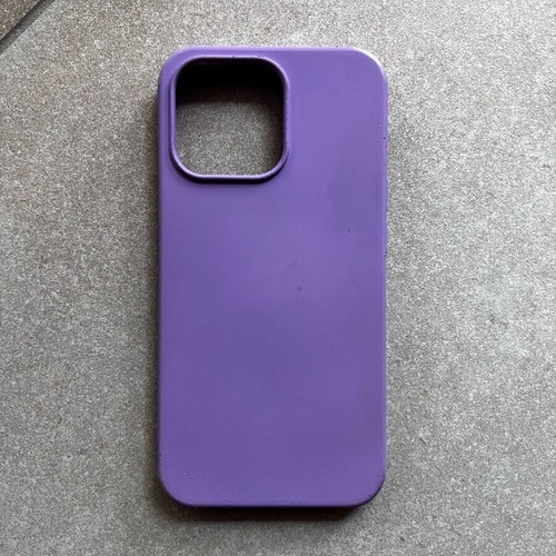 iPhone 13 Pro case like new, good condition