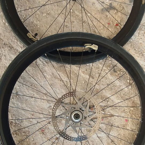 Deore LX 26 Inch Wheelset with Tires used, no Disc Brake