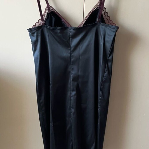 Huit lingerie nightdress No 40 dark blue-green like new