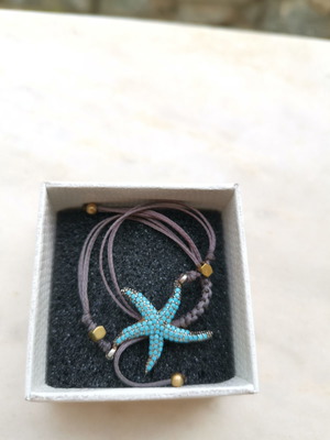 Starfish bracelet handmade with macrame