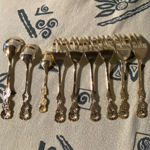 Rostfrei gold-plated cutlery like new, set with 6 dessert forks and 3 spoons