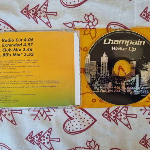 Champain Wake Up CD Maxi-Single like new, electronic