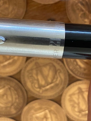 Parker 21 vintage fountain pen refurbished, black with fine nib