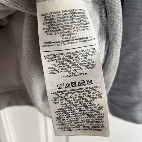Nike zip-up hoodie like new, size M, black and grey