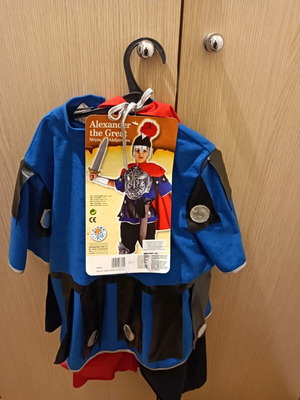 Alexander the Great carnival costume size 4 new without helmet