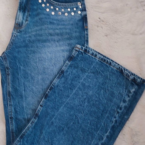 Stradivarius jeans with studs like new, size 40, blue