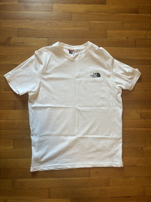 The North Face T-Shirt white size M like new