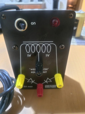 Power Supply new, unused for electromagnetism experiments