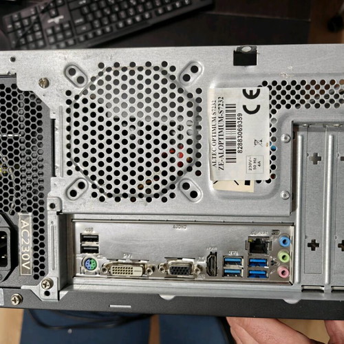 Desktop Ryzen 3 used, 8GB RAM, light gaming, no disk included