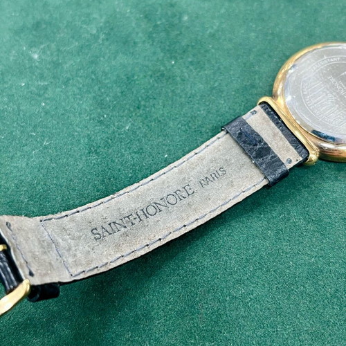 Saint Honore watch used with Quartz mechanism, white and gold