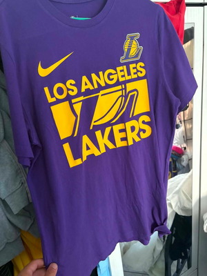 NBA Nike Los Angeles Lakers T-Shirt L like new, purple