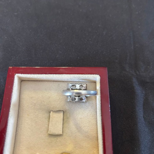 Vintage silver ring like new
