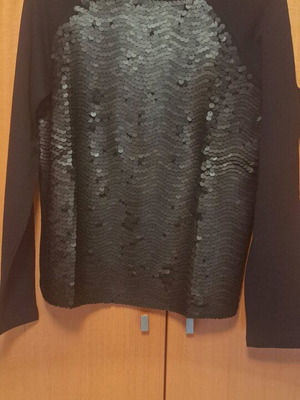 Mango sweatshirt with sequins like new, black, size S