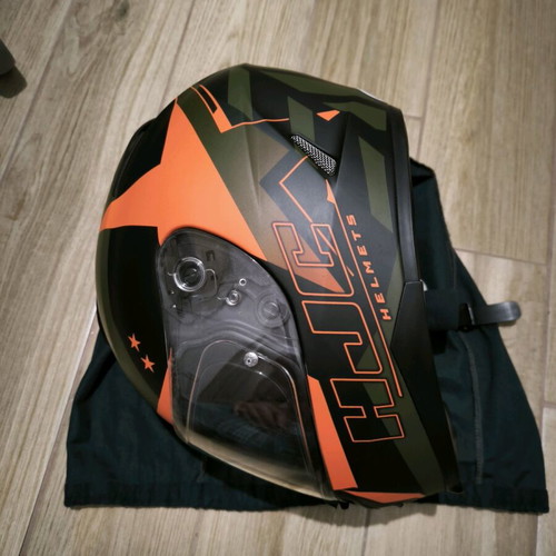HJC IS17 Armada Full Face Helmet like new, medium size 54-56cm