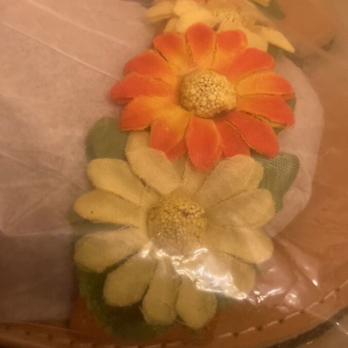 Leather handmade sandals with flowers new, beige