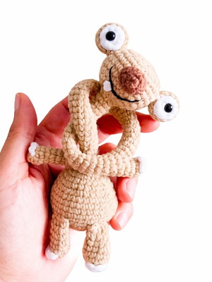 Sid keychain knitted handmade doll new
