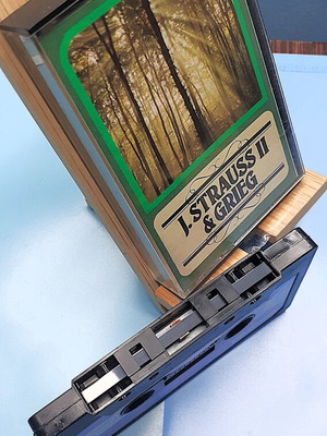 J. Strauss II & Grieg cassette used, Great Music's Greatest Hits