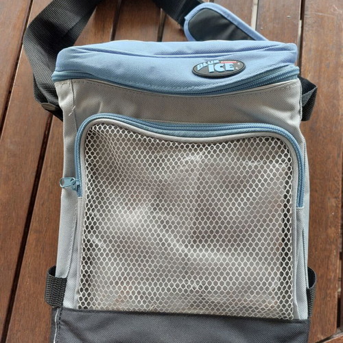 Insulated bag unused