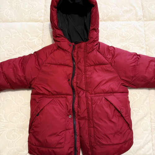 ZARA puffer jacket used for 3-4 years old, red