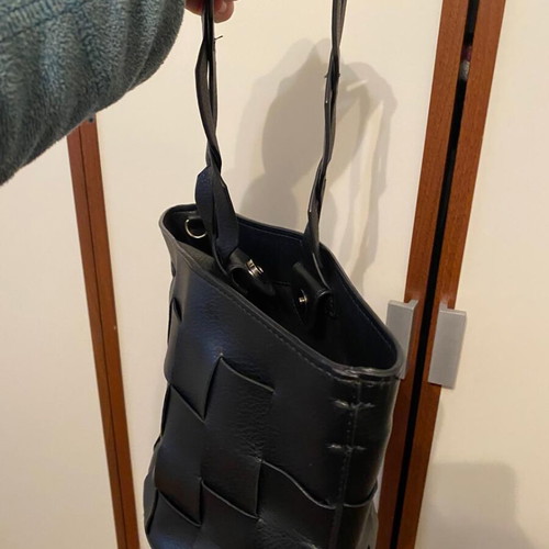 Zara handbag black like new
