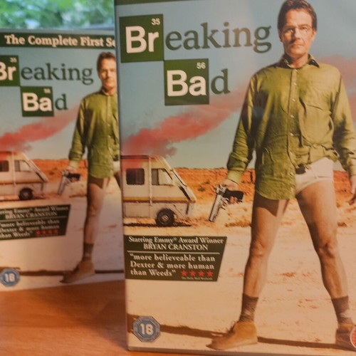 Breaking Bad season 1 DVD like new with English subtitles and slipcover