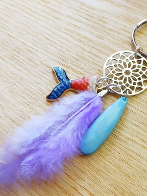 Dreamcatcher keychain new handmade with feather and details