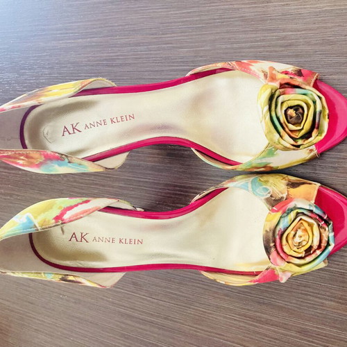 Anne Klein platform sandals size 38 used, pink multicolor