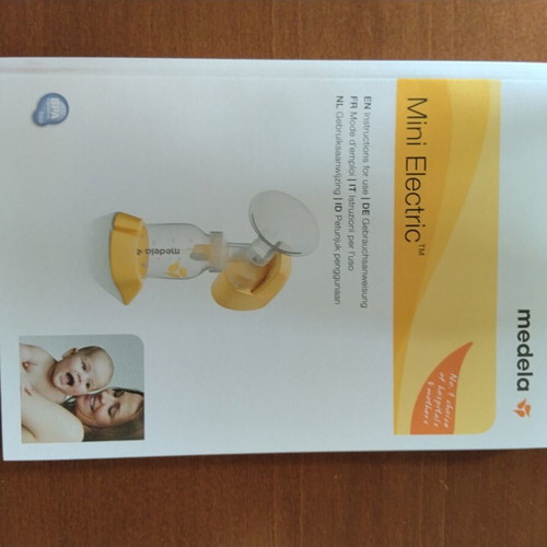 Medela Mini Electric breast pump like new