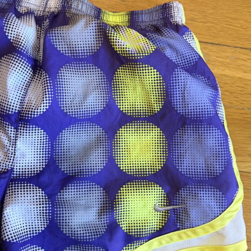 Nike shorts size S like new, multicolor