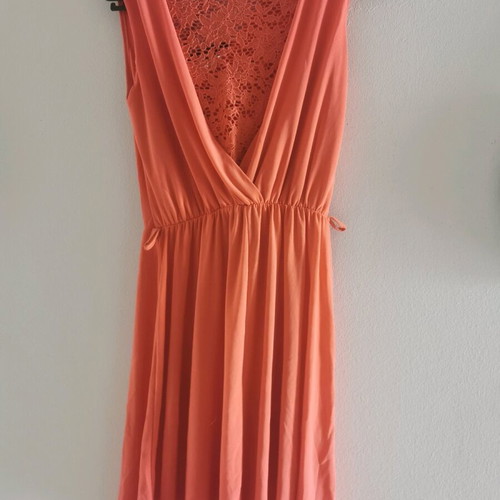 Coral dress like new with lace back and loops for belt