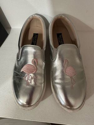Juicy Couture women's ballet flats used, silver, size 37