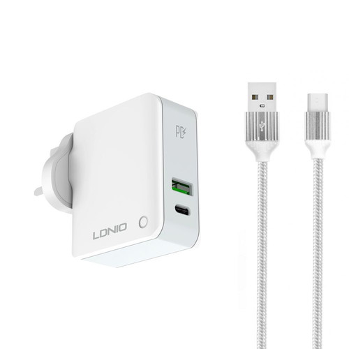 LDNIO A4403C fast charge charger with 1xUSB, 1xType-C and Micro USB cable new