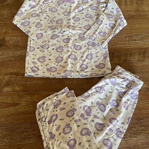 Pajama set 10 years used, purple