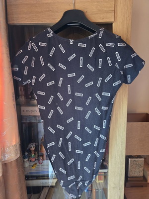 Moschino bodysuit like new, size M, white and blue