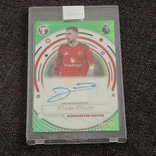 Diogo Dalot Topps Certified Autograph Green Parallel Manchester United