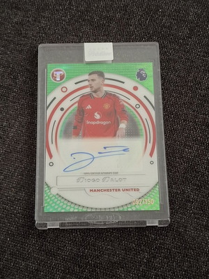 Diogo Dalot Topps Certified Autograph Green Parallel Manchester United