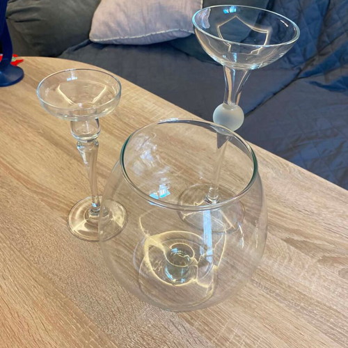 Glass decorative set like new, large bowl and 2 candle holders