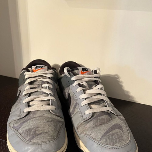 Nike Dunk Low sneakers used, size 45, grey and black