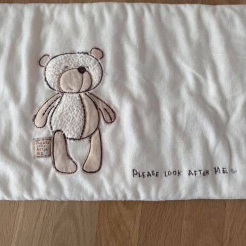 Mothercare baby crib bedding set like new, 4 pieces