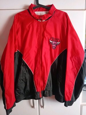 Chicago Bulls collectible jacket like new