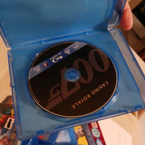 Blue Ray James Bond Casino Royale used in excellent condition