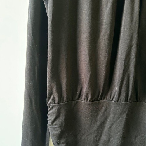 Ysatis Archive Black Blouson Top V-Neck with Shirring like new