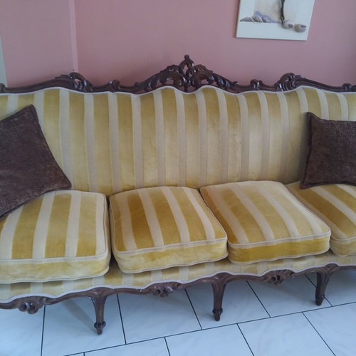 HANDMADE SOFA