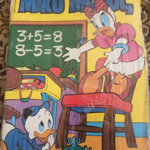 Mickey Mouse issue 1391 like new