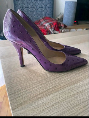 Michael Kors leather pumps used, size 36, purple