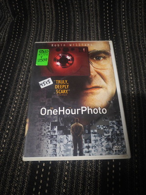 One Hour Photo DVD movie with subtitles, Robin Williams
