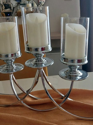 Five-arm candlestick silver color like new with battery candles
