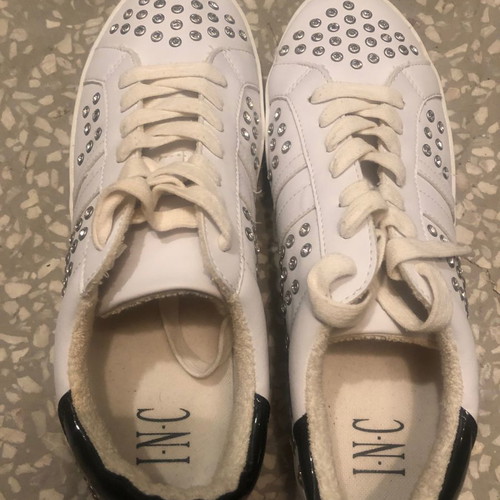 Sneakers women's white with studs used, size 40