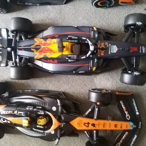 Max Verstappen, Oscar Piastri, Lando Norris (1/24) - package