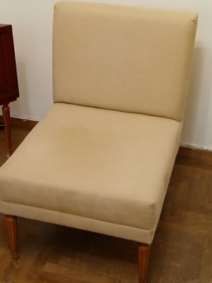 Υφασμάτινη καρέκλα μεταχειρισμένη, μπεζ με ψηλή πλάτη και άνετο κάθισμα